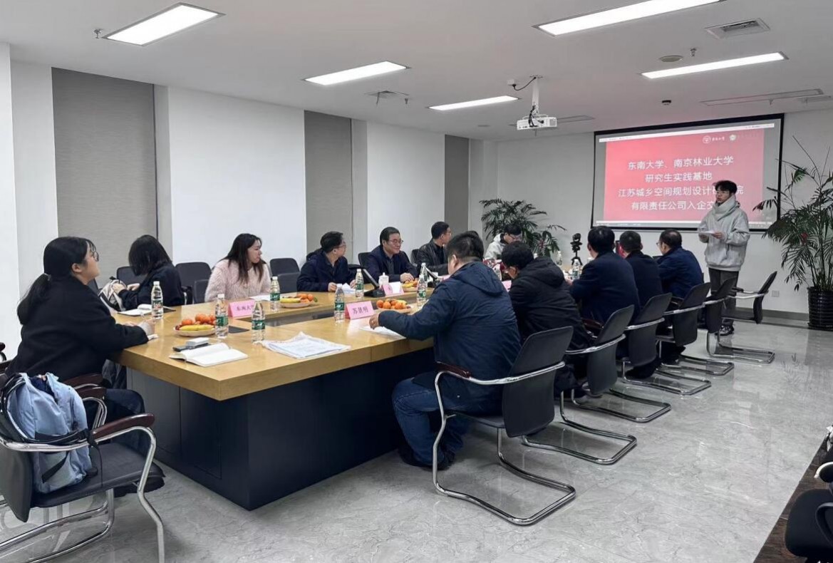 1702364819840195.jpg 1702364819840195.jpg